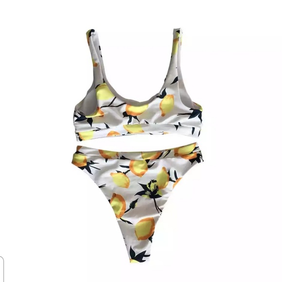 Lemon printed Thong Bikini - Picture 4 of 4